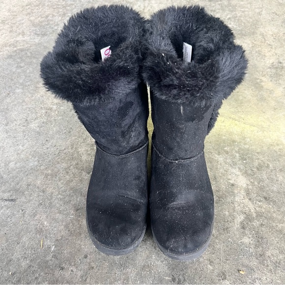 Kohls SO Women's Abigail Round Toe Mid Calf Winter Black Boots - Picture 2 of 10